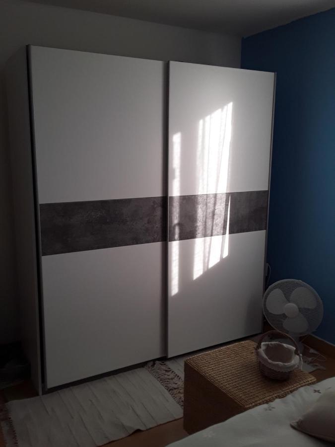 Chez Patricia Apartment Beauchalot Екстериор снимка