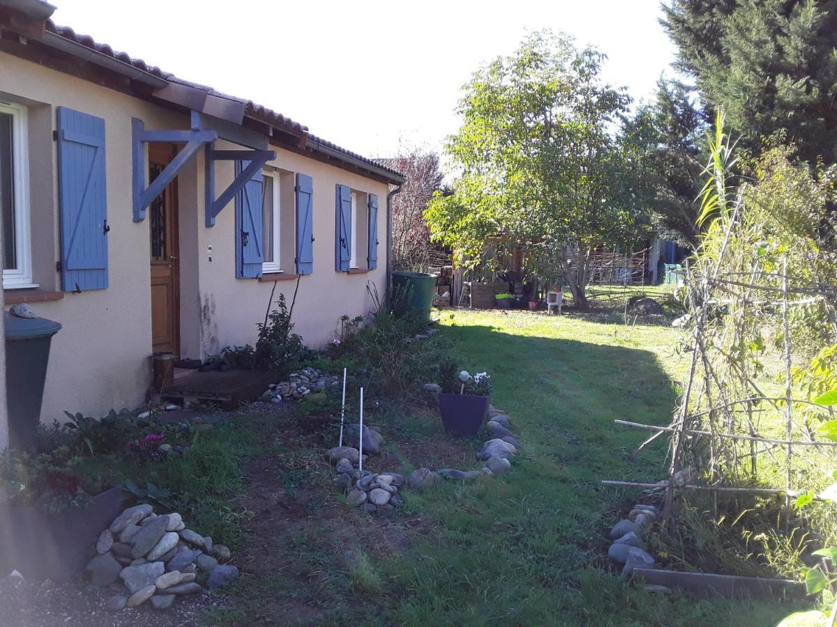 Chez Patricia Apartment Beauchalot Екстериор снимка