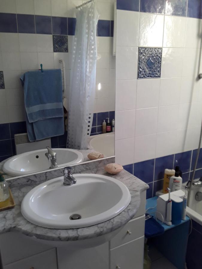 Chez Patricia Apartment Beauchalot Екстериор снимка